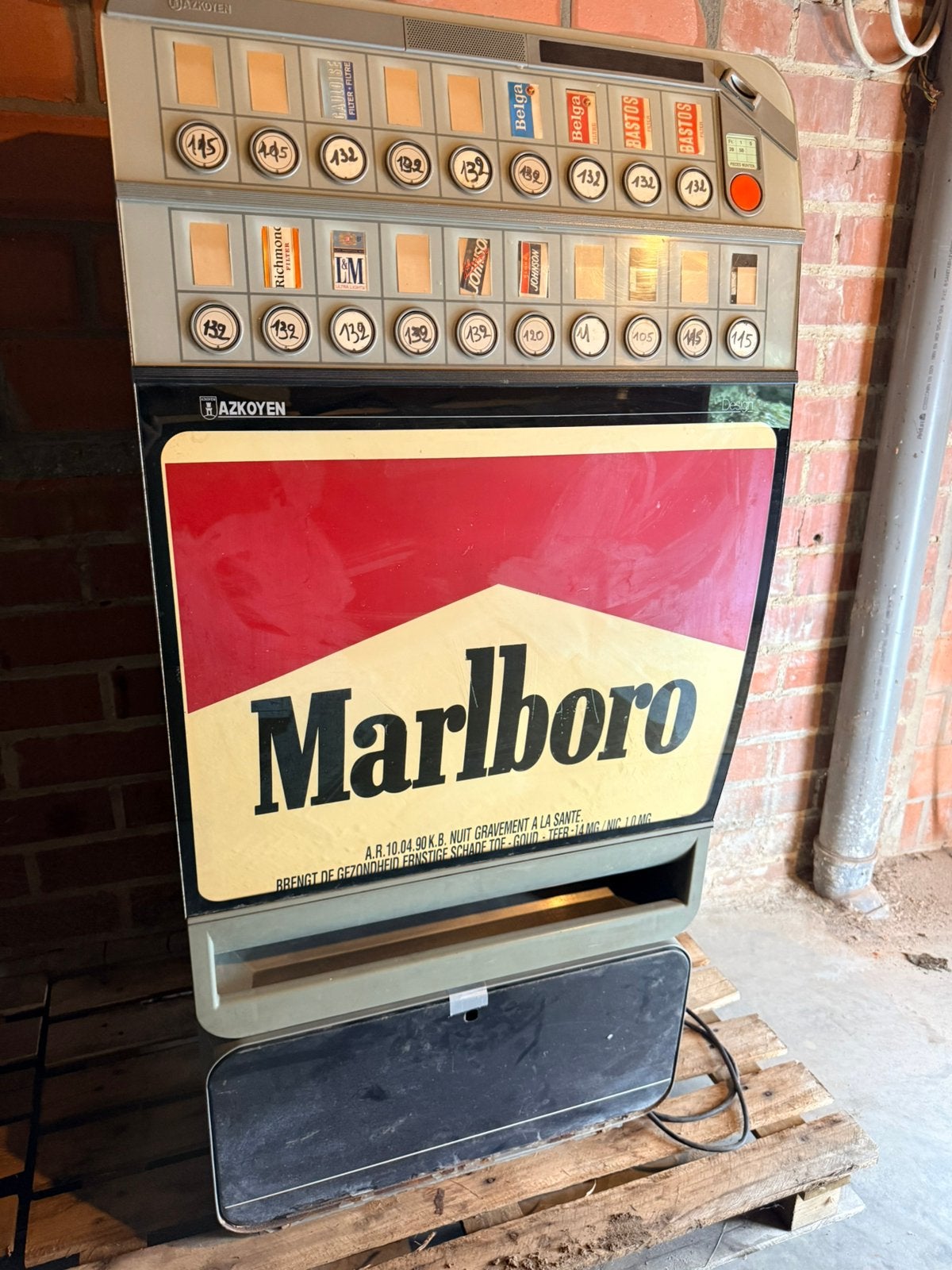 Sigarettenautomaat Marlboro, Ophalen, Gebruikt, No@mail.com, Marlboro