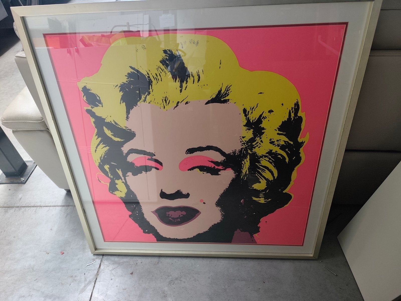 Le charmant Andy Warhol (Marilyn Monroe), Enlèvement