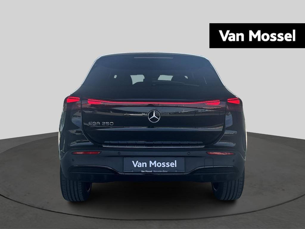 Mercedes-Benz EQA 250 AMG Line + LEDER + 20 INCH + CARPLAY +, Achat, Entreprise, 5 portes, 5 places