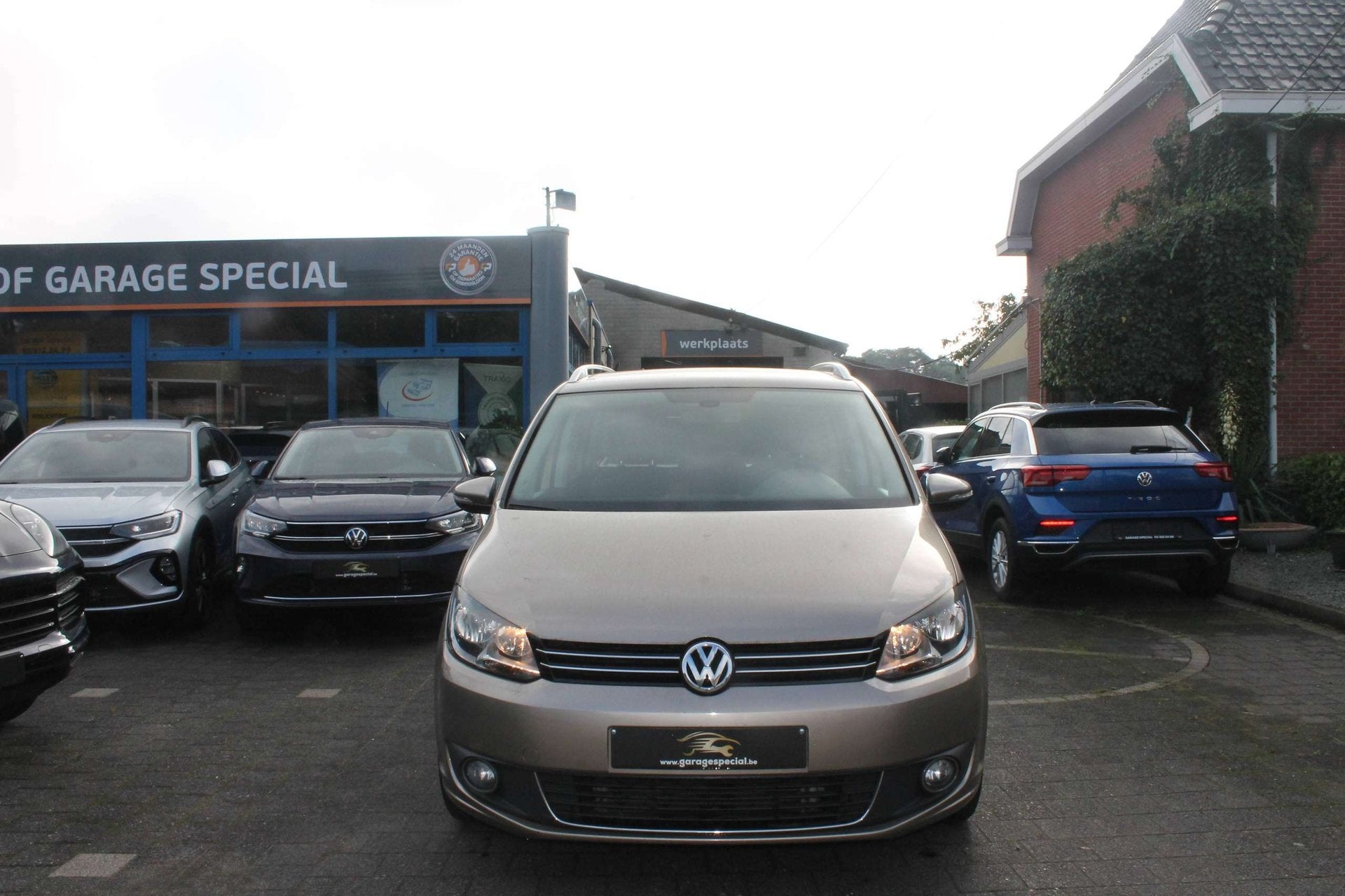 Volkswagen Touran Touran 1.2 TSI Trendline, Euro 5, Gebruikt, 4 cilinders, Bruin