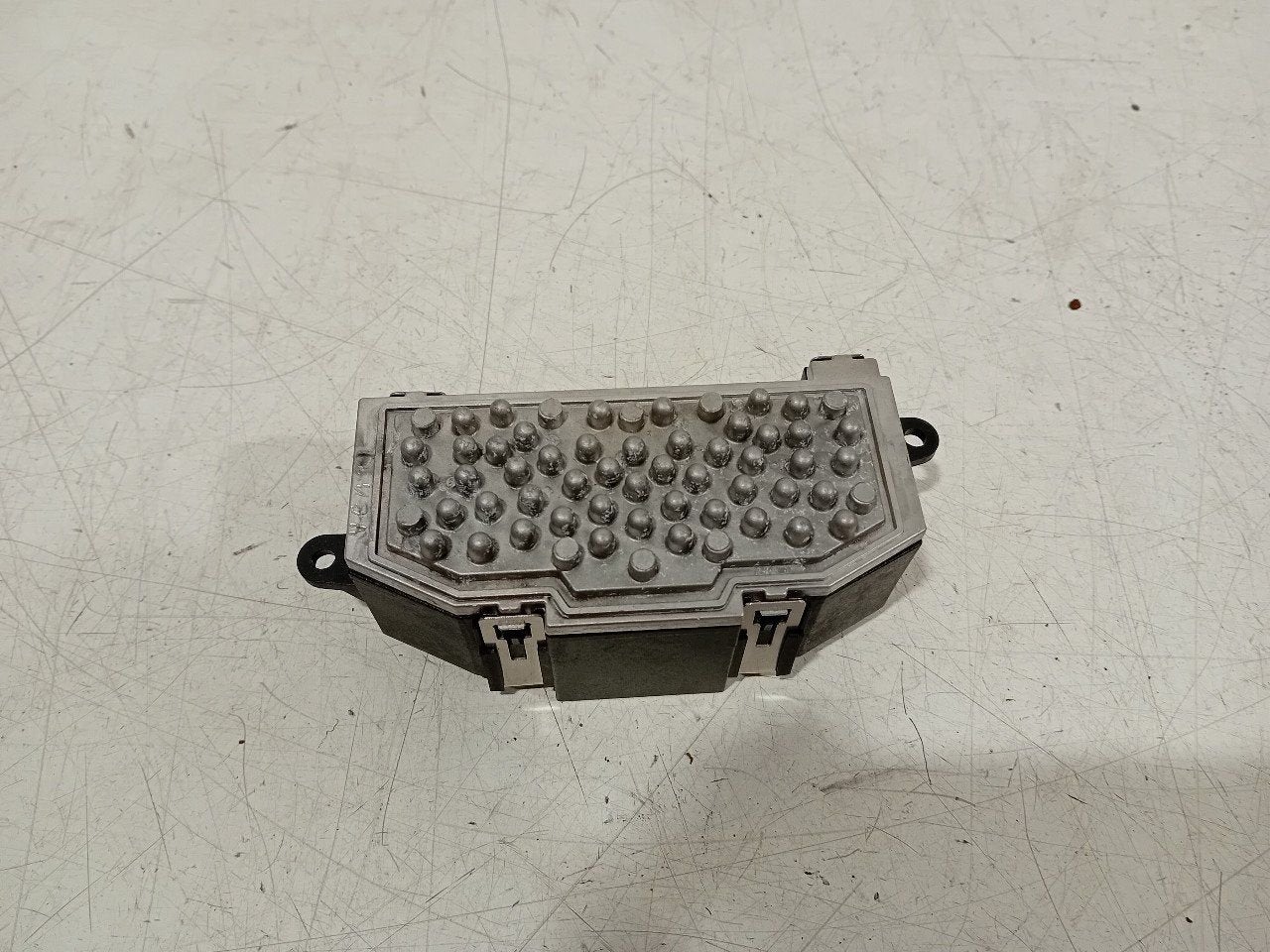 Kachelweerstand Volkswagen Caddy, Onderdelen@venauto.nl, Van der Ven Autorecycling B.V., Gebruikt, Ettenseweg 76, 4706 PB Roosendaal, The Netherlands