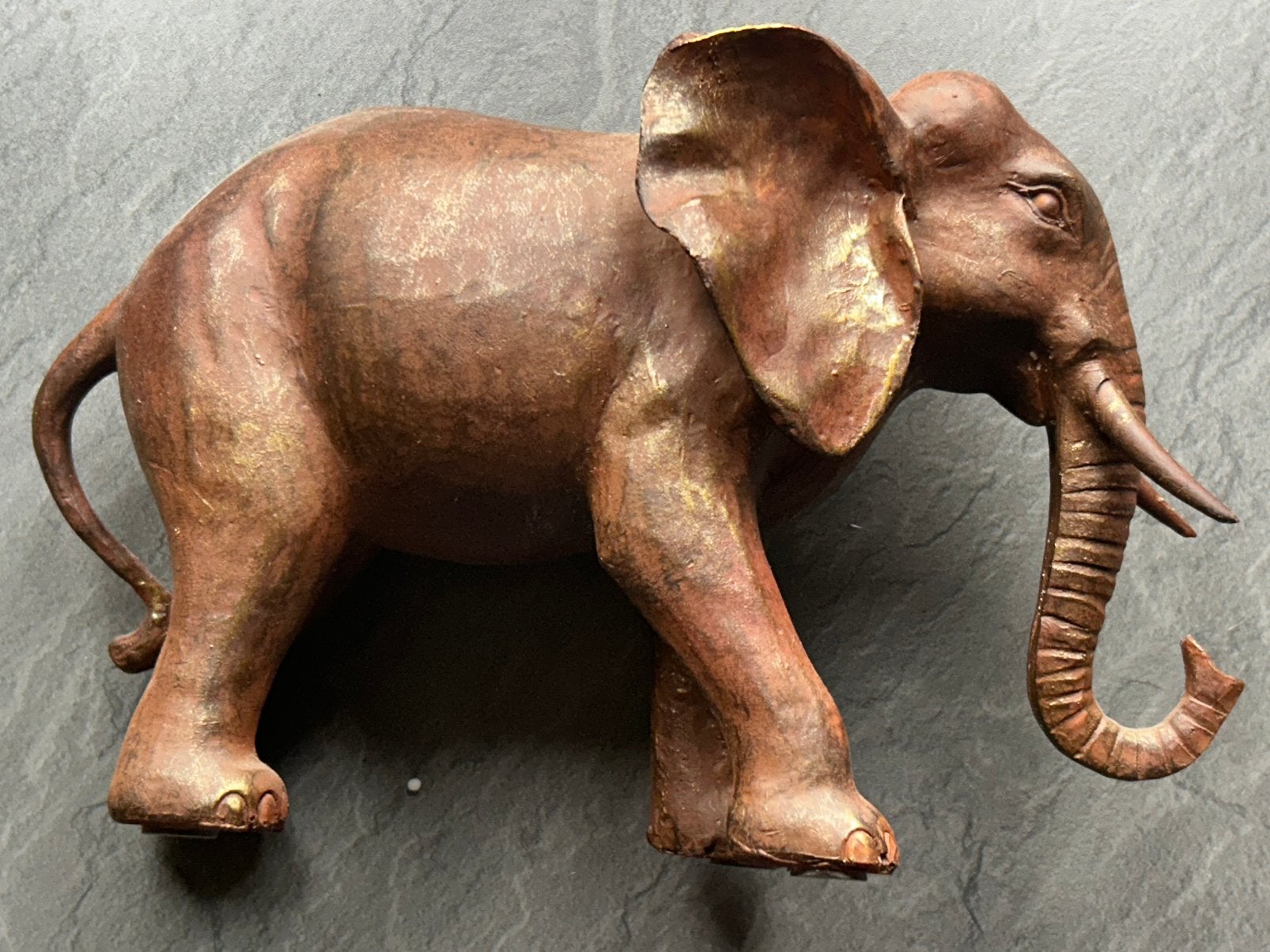 Bronzen olifantje, Enlèvement, Neuf