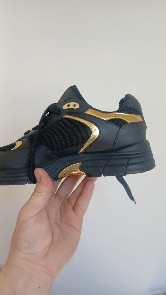 Guiseppe zanotti schoenen 42 niet gedragen winkelprijs 500€, Vêtements | Hommes, Chaussures, Guiseppe zanotti, Comme neuf, Enlèvement