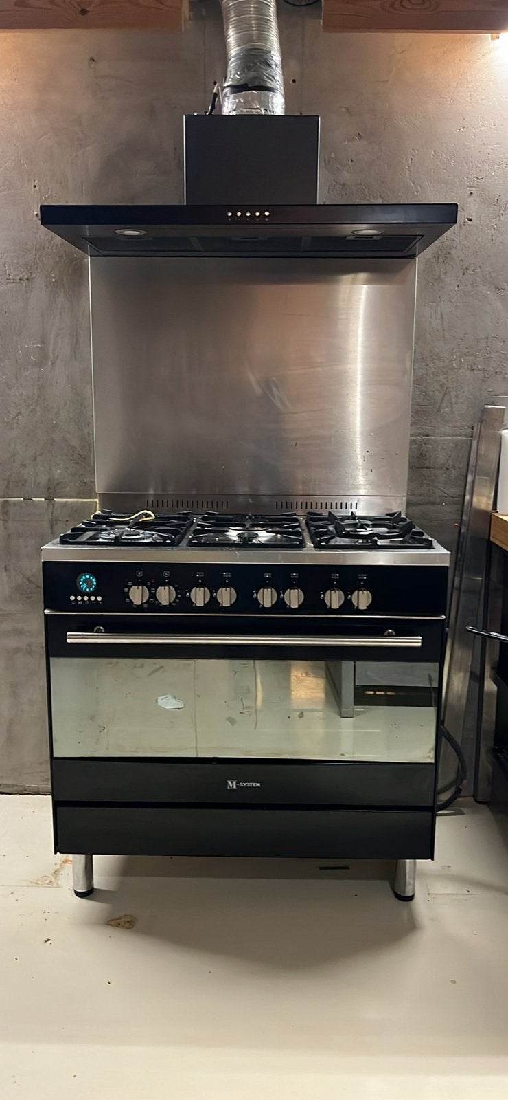 M-system fornuis 90cm breed 6 gasbranders, Ophalen, Gebruikt, Hete lucht, 60 cm of meer