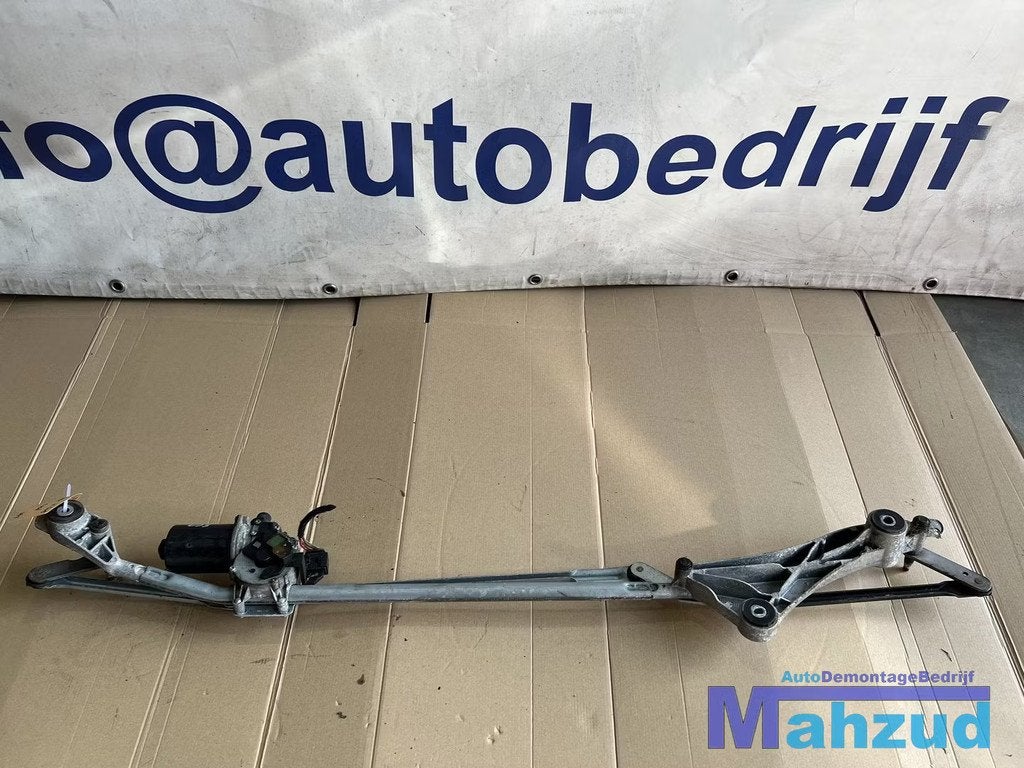 MERCEDES B-KLASSE W245 Ruitenwisser motor mechaniek 2005-201, Auto-onderdelen, Gebruikt, Mercedes-Benz AG, Mercedes-Benz, Mercedesstrasse 120
70372  Stuttgart, DE