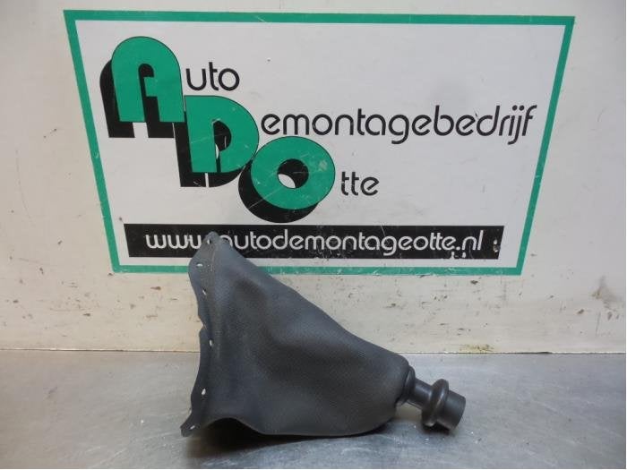 Enveloppe levier de vitesse d'un Renault Twingo (Twingo 07-), Renault, -, 3 mois de garantie, Utilisé