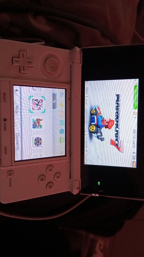 Nintendo3DS blanche avec carte R4, Enlèvement, Nintendo, Utilisé