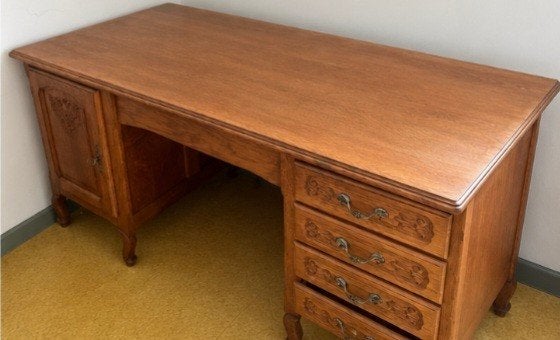 Bureau Ancien., Enlèvement