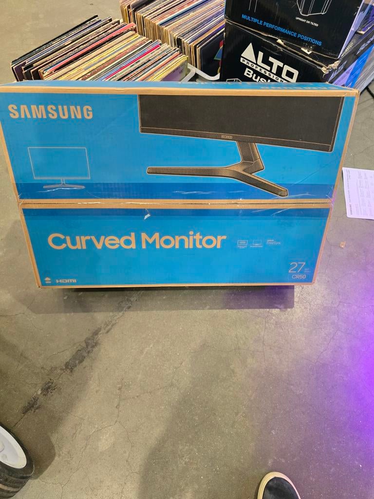 Samsung curved 27" scherm, Computers en Software, Monitoren, Ophalen