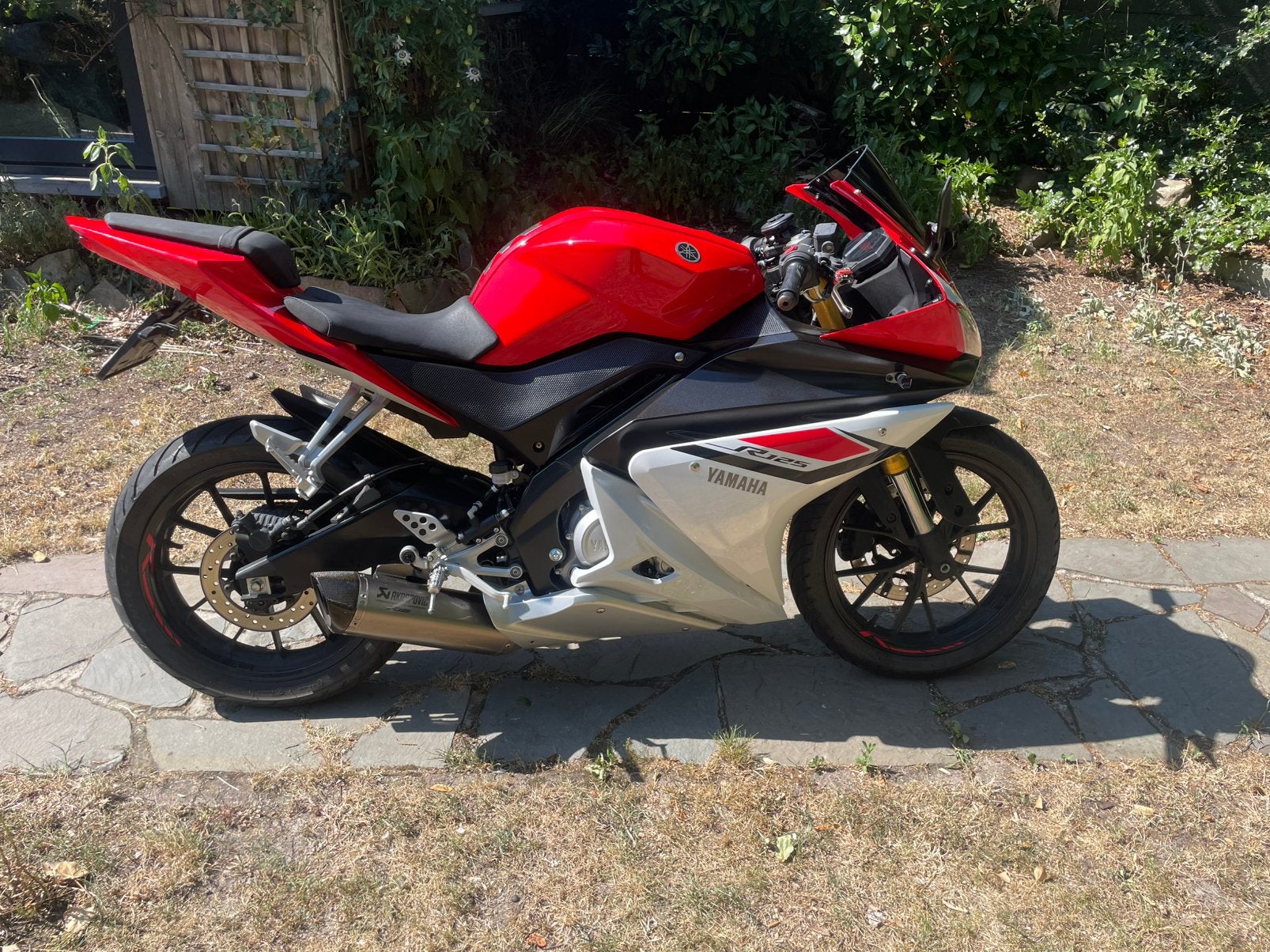 Yamaha YZF R125, Motos, Motos | Yamaha, Particulier, Sport, jusqu'à 11 kW, 1 cylindre, Permis Moto A1 minimum, Échappement sport