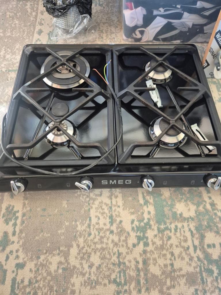 Smeg gaskookplaat nieuwprijs 650€, Ophalen