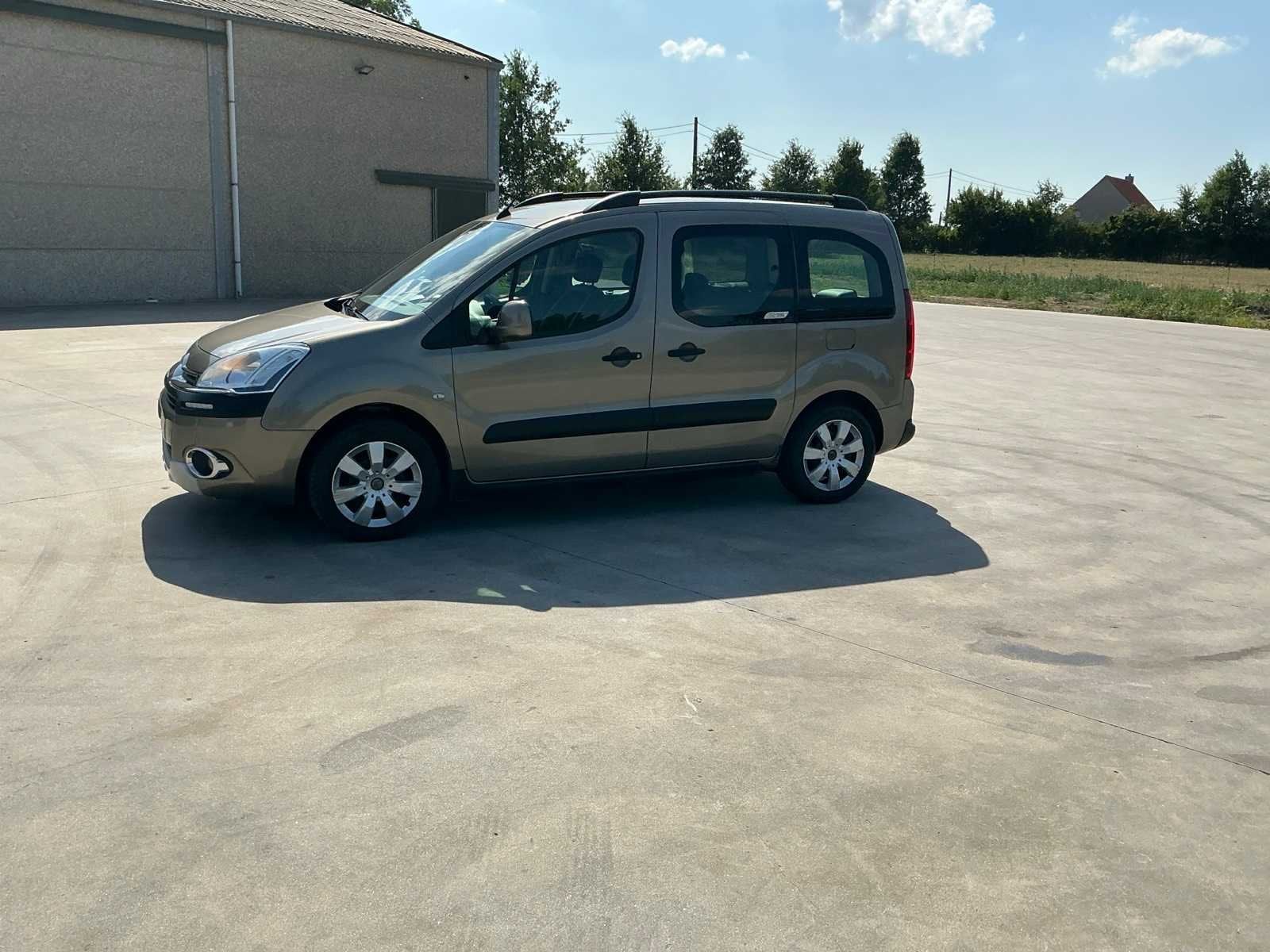 Citroen - 2015 - Berlingo - Multispace -, Gebruikt, Diesel, Overige carrosserie, Te koop