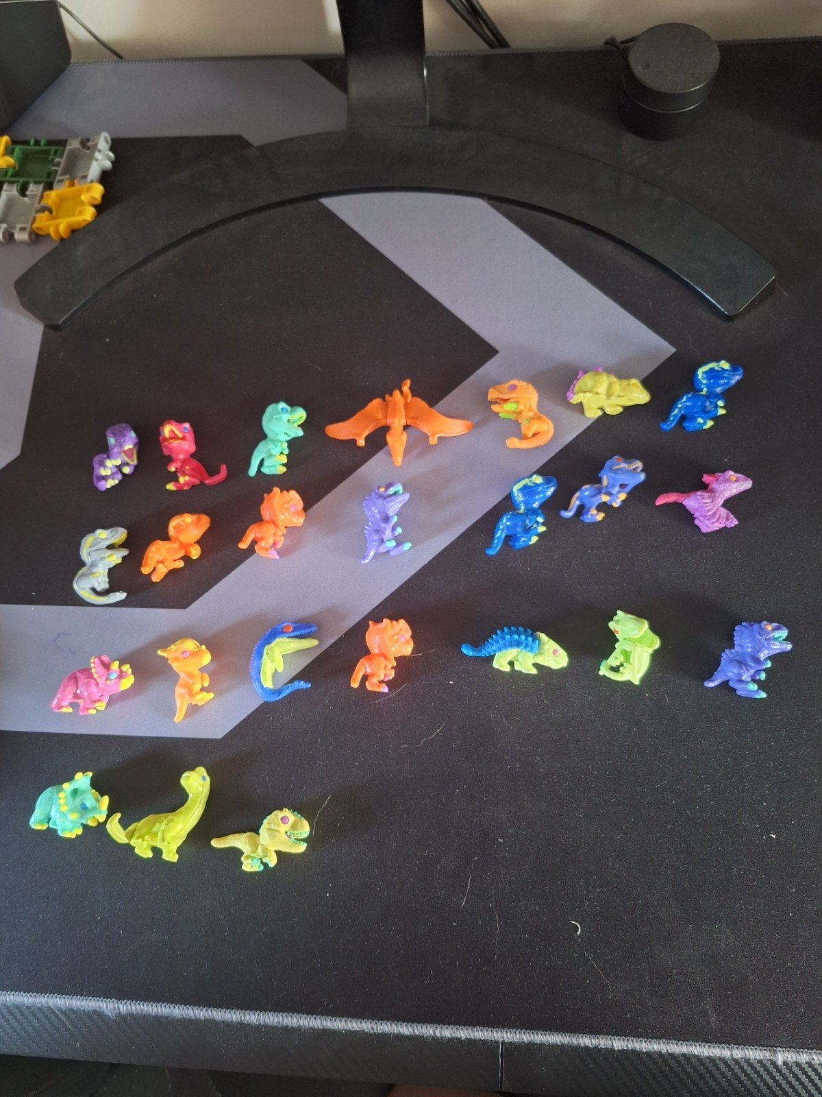 lot - 24 Funko Kinder Joy Dino Figuurtjes, Ophalen of Verzenden, Zo goed als nieuw