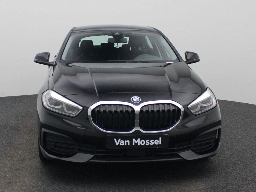 BMW 1 Reeks Hatch 118iA (100 kW), Auto's, Gebruikt, 129 g/km, 136 pk, Zwart