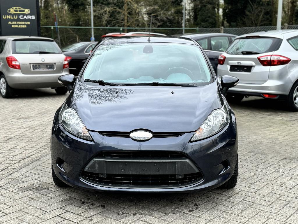 FORD FIESTA 1.6 DIESEL, Euro 5, Stof, 4 cilinders, Bedrijf