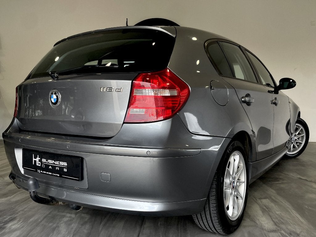 BMW 116 d/ CLIM BI-ZONE/ GPS/ DÉTECTEURS AVANT/ARRIÈRE, Autos, Achat, Commande vocale, Entreprise, Boîte manuelle