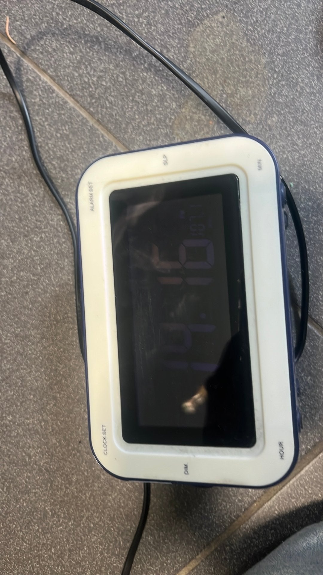 Wekker + radio, Ophalen, Refurbished, Digitaal