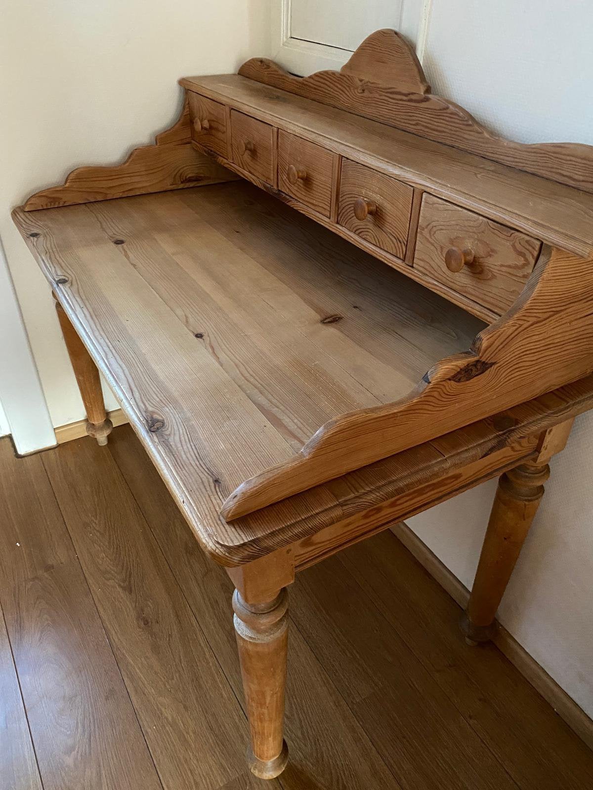 Bureau en pin, Enlèvement, Utilisé