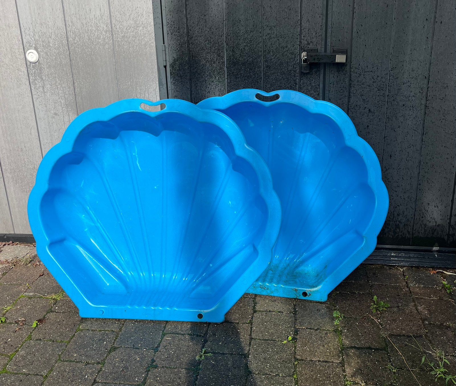 Zandbak - waterbad halve schelpen, Enlèvement, Utilisé