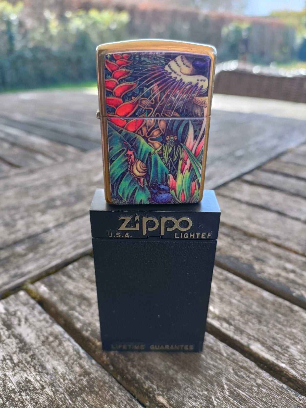 Zippo mysteries off the forest, Ophalen