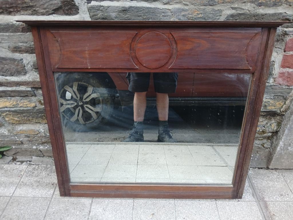 Ancien miroir en bois, Enlèvement