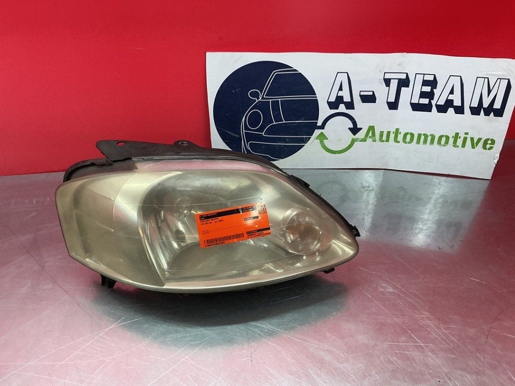 PHARE / OPTIQUE AVANT DROIT Fox (5Z) (|5Z1941006C|), Volkswagen, Volkswagen AG, Utilisé, Kundenbetreuung@volkswagen.de
