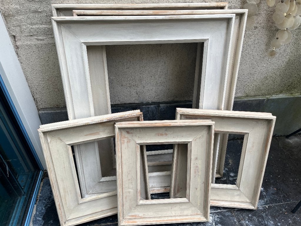 Lot van 12 antieken houten kaders, Ophalen