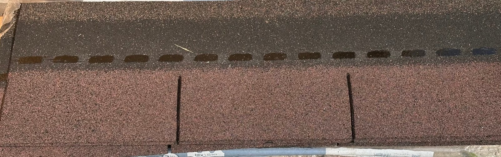 Dakshingels kleur bruin+ 2 tube bitumen, Doe-het-zelf en Bouw, Ophalen of Verzenden, Zo goed als nieuw