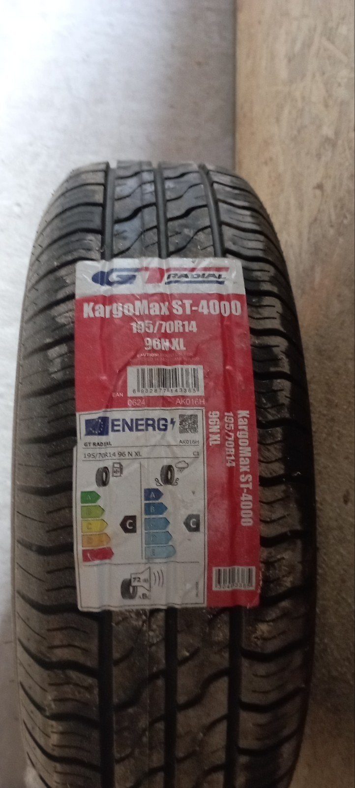 pneu de roue de secours pour caravane, Autos : Pièces & Accessoires, Enlèvement