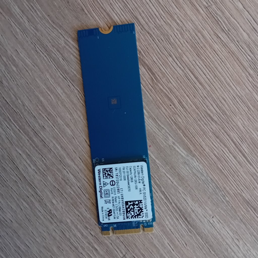 128 GB SSD, SSD, Ophalen of Verzenden, Zo goed als nieuw, Desktop