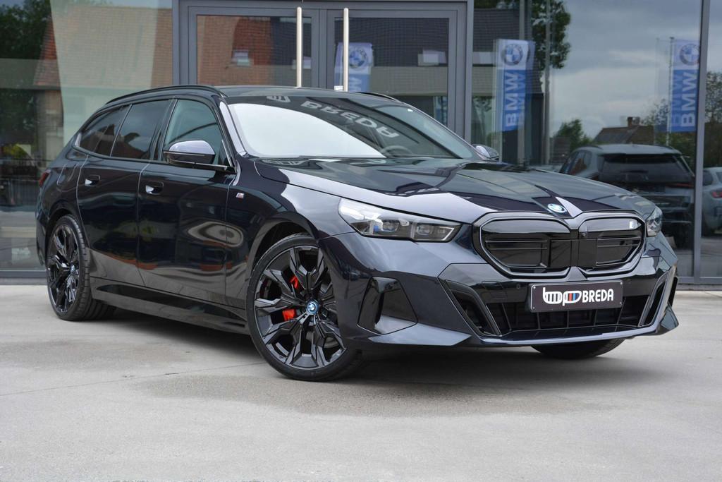 BMW i5 eDrive40 M-Sport Pro Touring/Pano/B&W/INTGR STR, Autos, BMW, Entreprise, Achat, i5, Caméra 360°, ABS, Phares directionnels
