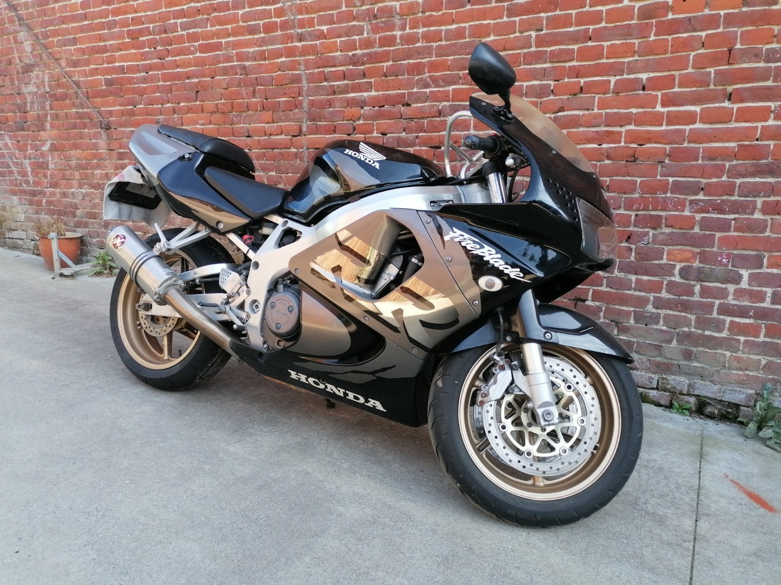 Honda CBR 900 Fireblade SC33, Permis Moto A, Occasion, Plus de 35 kW, 4 cylindres