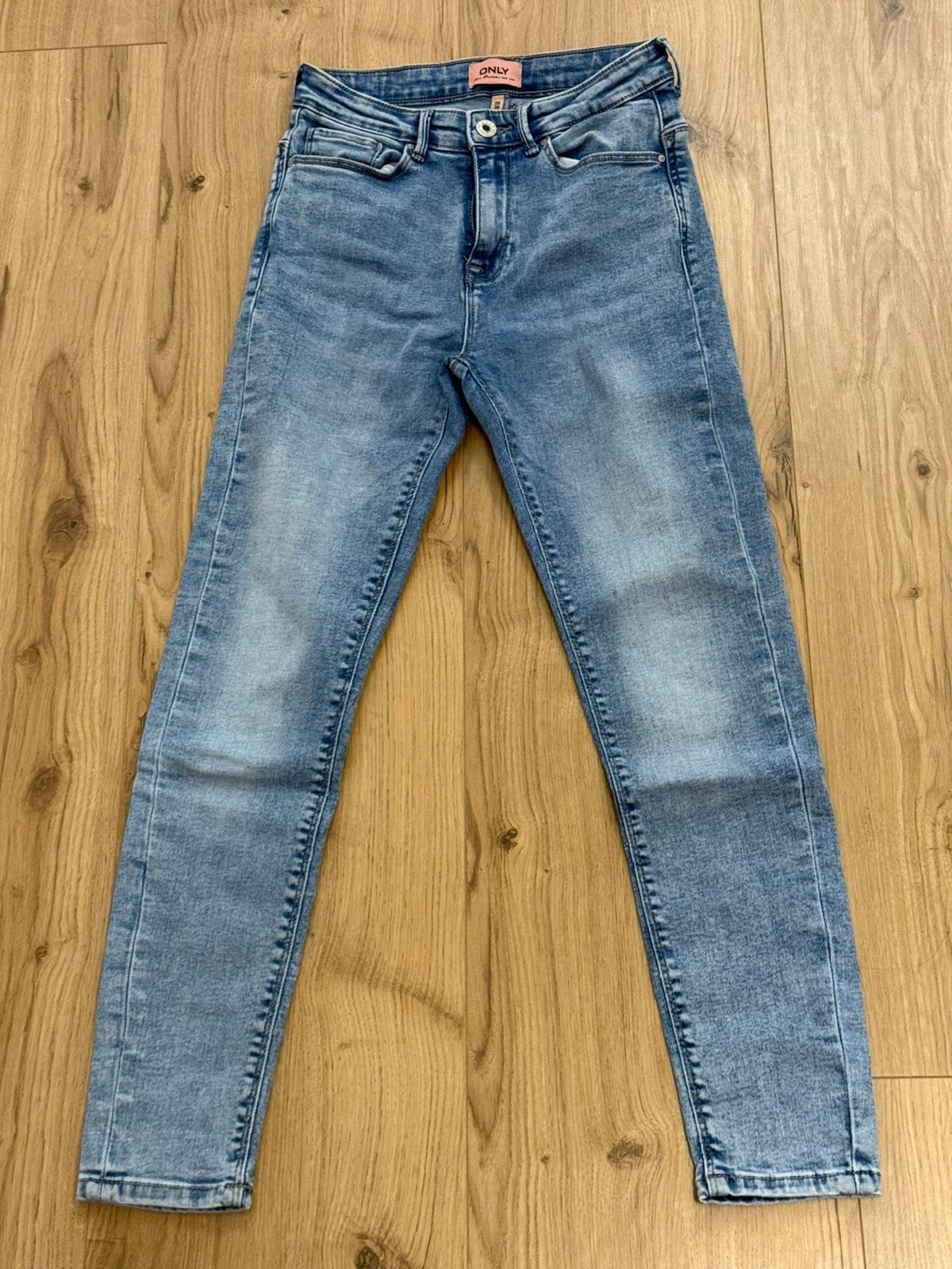 Jeans skinny uniquement, Enlèvement ou Envoi, Neuf, Bleu, W27 (confection 34) ou plus petit