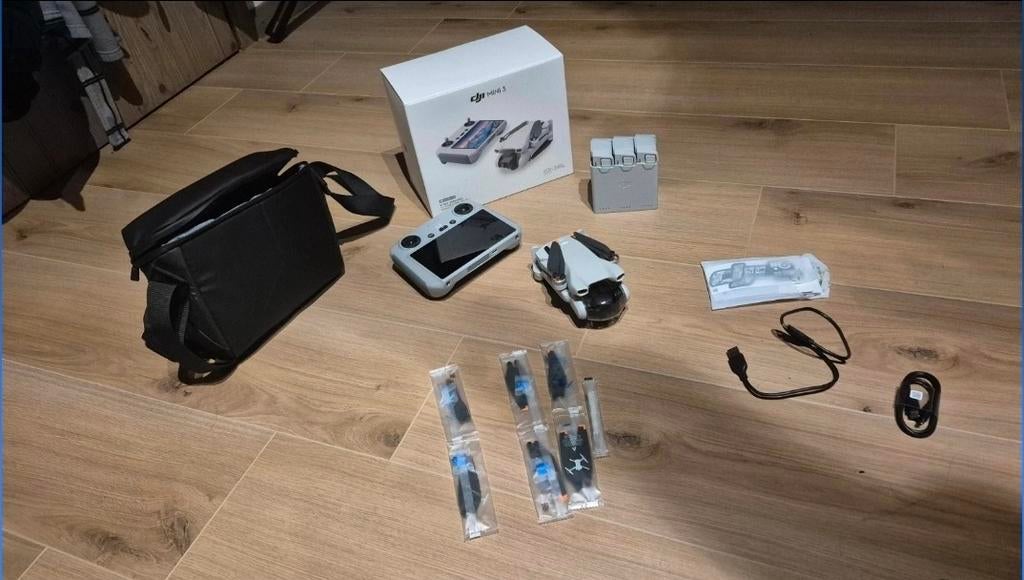 Ensemble Fly More pour DJI Mini 3 (DJI RC), TV, Hi-fi & Vidéo, Drones, Moins de 250 g, Qualité supérieure, 30 à 45 minutes, Retour au point de départ