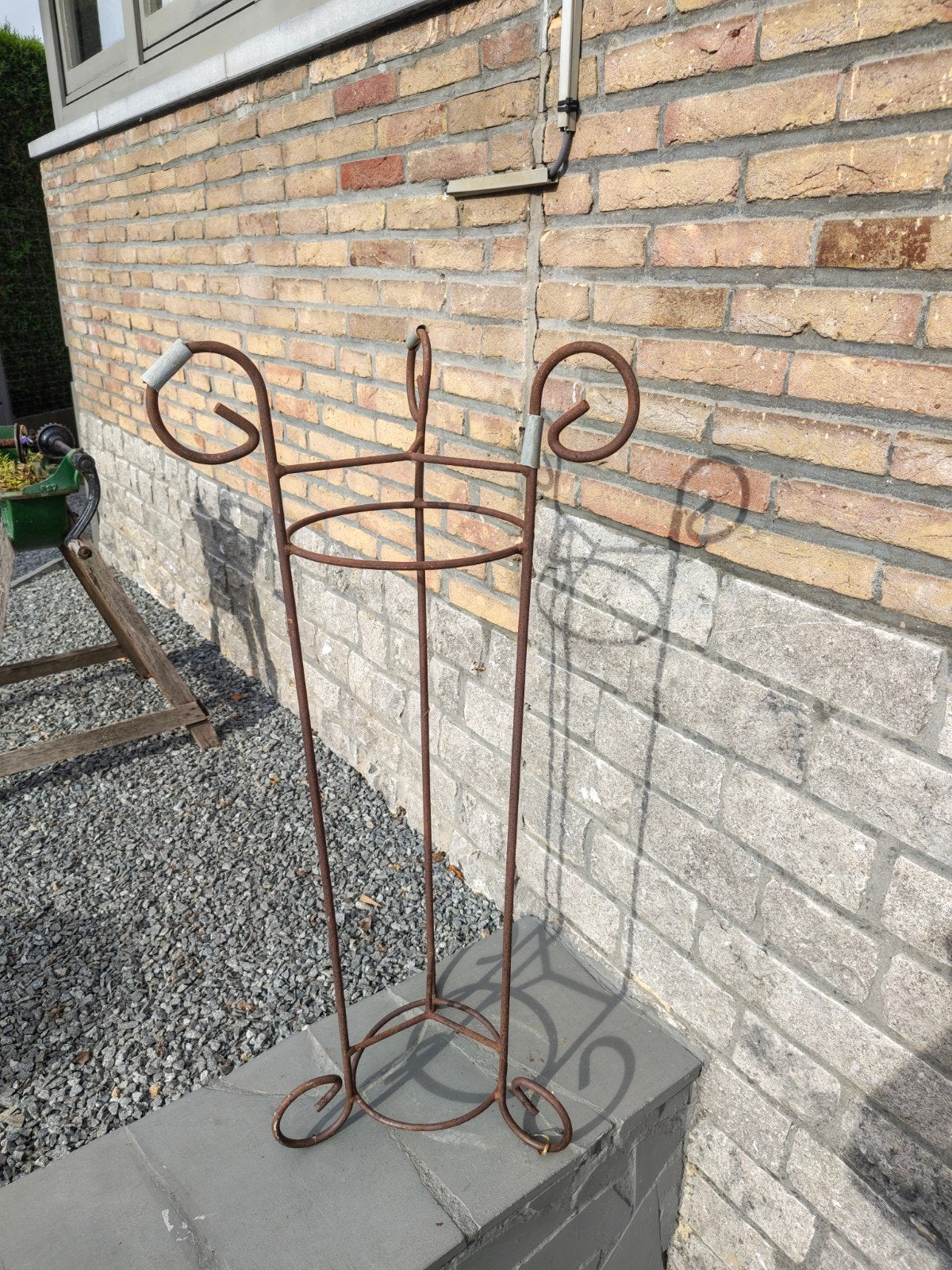 pot de fleurs en fer forgé - porte-plantes/hauteur : 1 mètre, Enlèvement