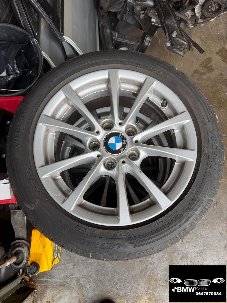 Set 17” Sportvelgen Bmw 1-Serie E81 E82 E87 E88, Auto-onderdelen, Banden en Velgen, Gebruikt, -, -, Banden en Velgen
