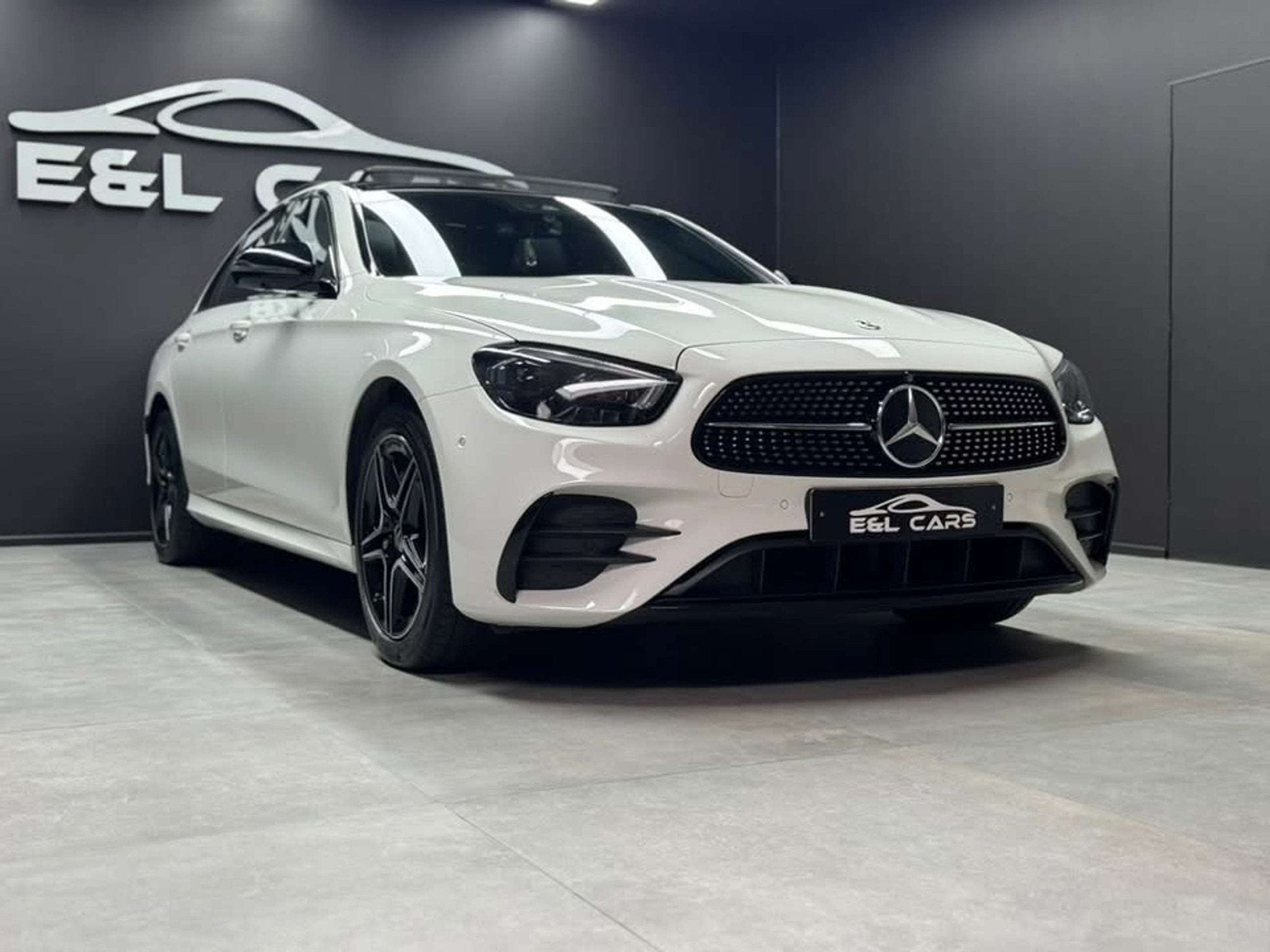Mercedes-Benz E-Klasse 300 E 300 de PHEV Pack Amg *12 mois d, Autos, Achat, 143 kW, Alcantara, Automatique
