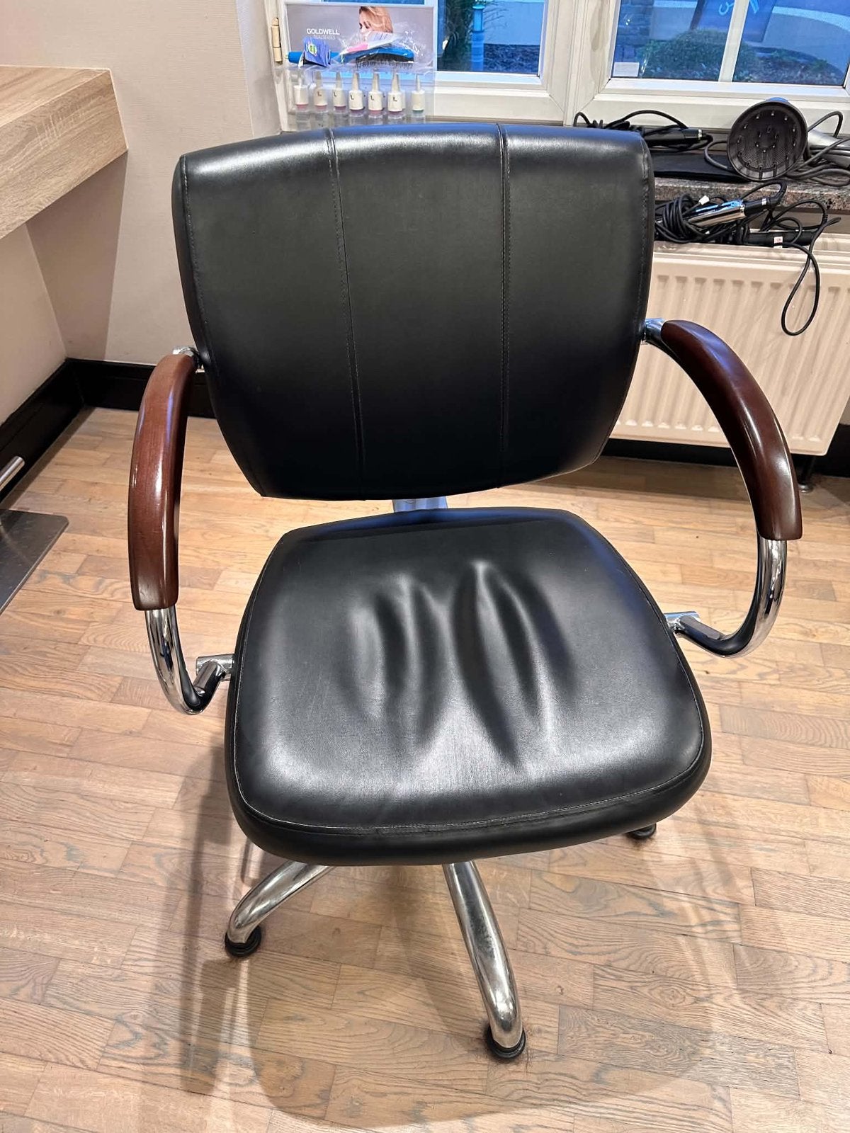 2x kapperstoelen, Zakelijke goederen, Ophalen