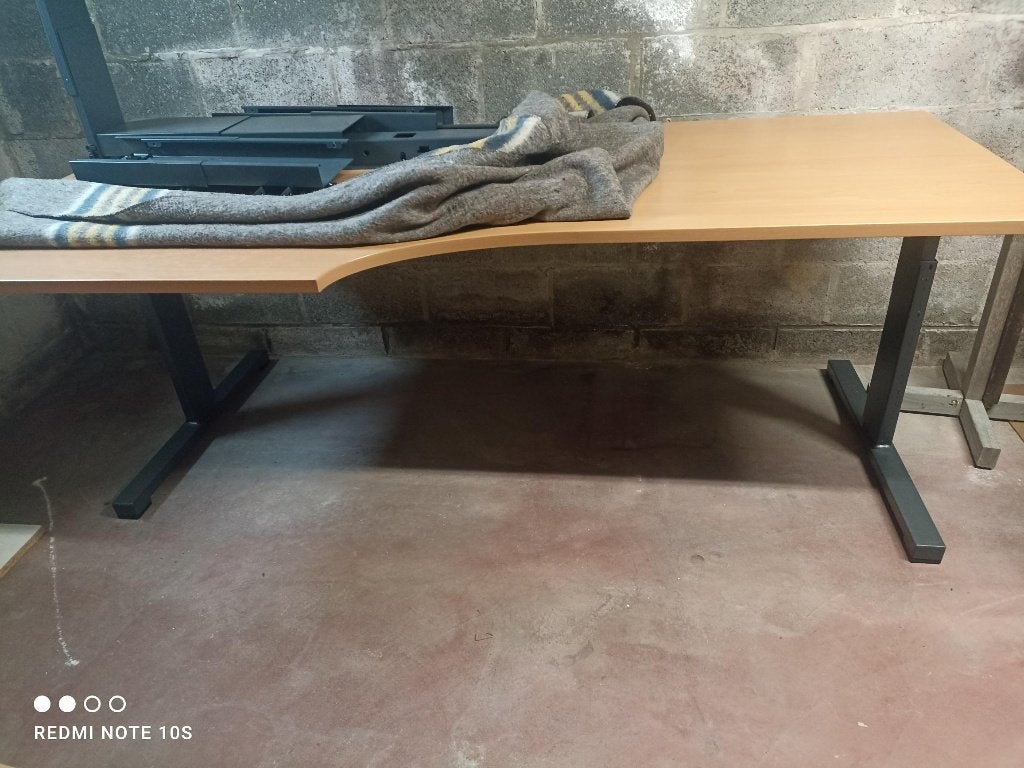 Bureeltafel, Ophalen, Nieuw