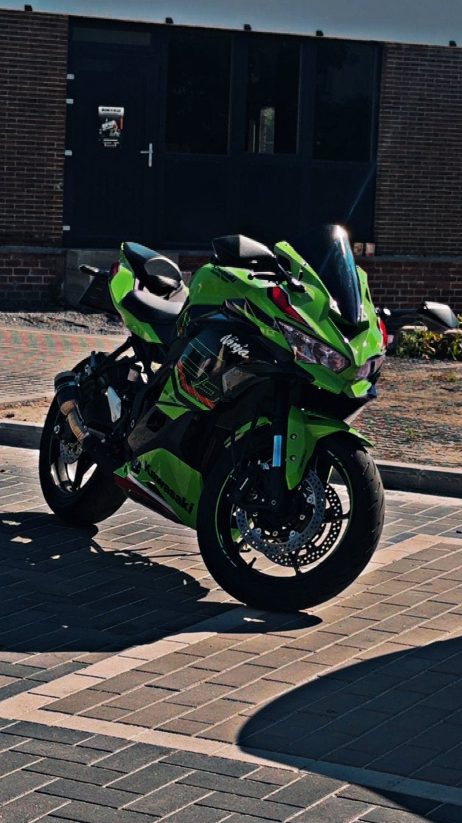 Kawasaki Ninja Zx-4rr, Particulier