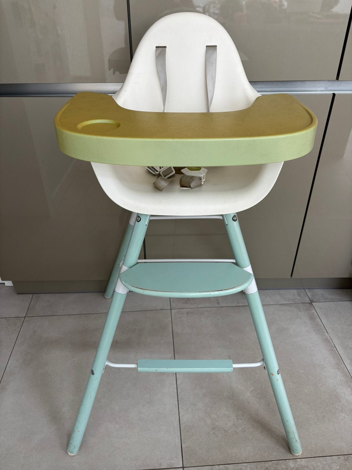 Kinderstoel - Childwood Evolu met eetblad en hoge poten, Enfants & Bébés, Chaises pour enfants, Enlèvement, Comme neuf