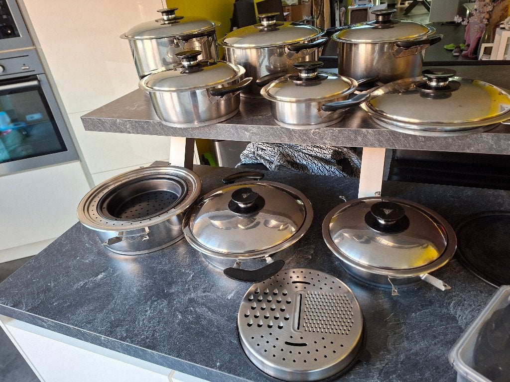 Casseroles AMC - lots, Maison & Meubles, Cuisine | Casseroles & Poêles, Inox, Avec couvercle, Enlèvement, Utilisé