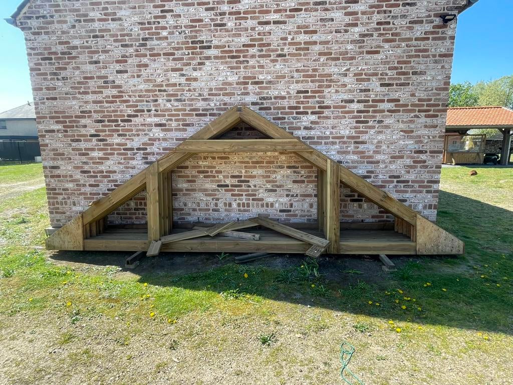 Houten spanten met nokbalk, Ophalen, Zo goed als nieuw