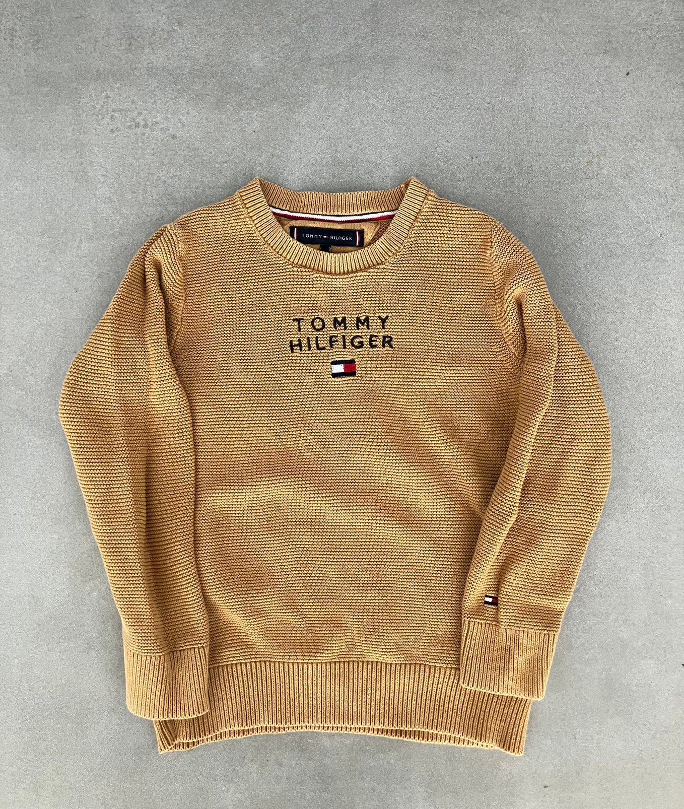 Lichtbruine trui Tommy Hilfiger, maat 92/98, Kinderen en Baby's, Ophalen, Zo goed als nieuw