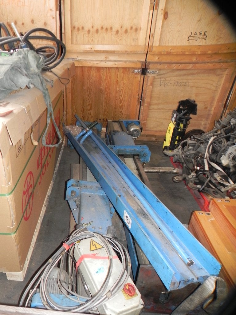 Hefbrug 2 pilaar voor garage of werkplaats voor auto`s, Ophalen