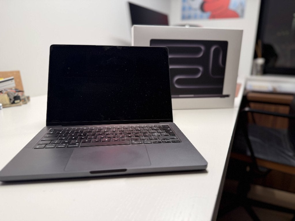 Macbook PRO 14inch, Computers en Software, Ophalen, Overige groottes, 512 GB, Zo goed als nieuw