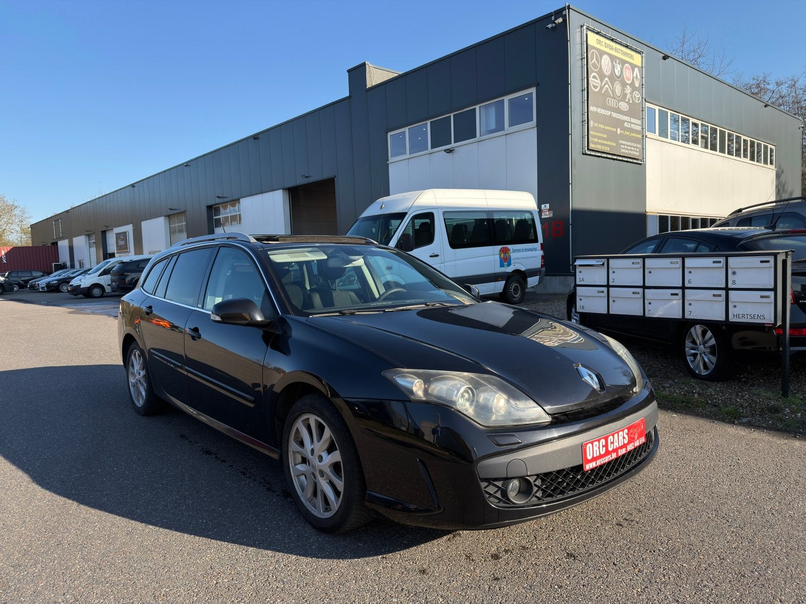 RENAULT LAGUNA 2.0 dCi 4CONTROL -  - NAVIGATION, Autos, Cuir, Achat, Entreprise, 149 g/km