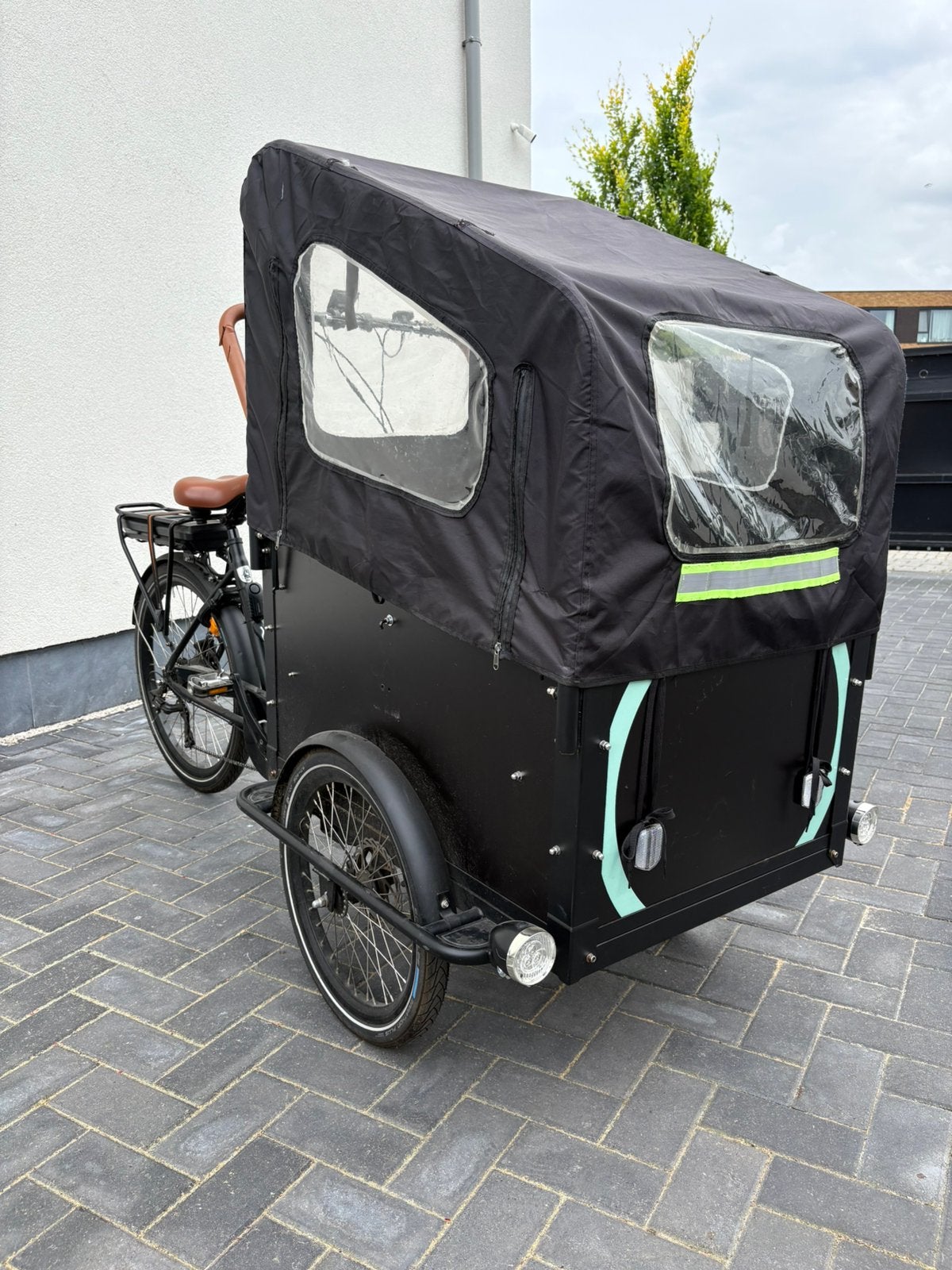 Troy electrische bakfiets in nieuwe staat, 4 kinderen of meer, Elektrisch, Zo goed als nieuw, Ophalen