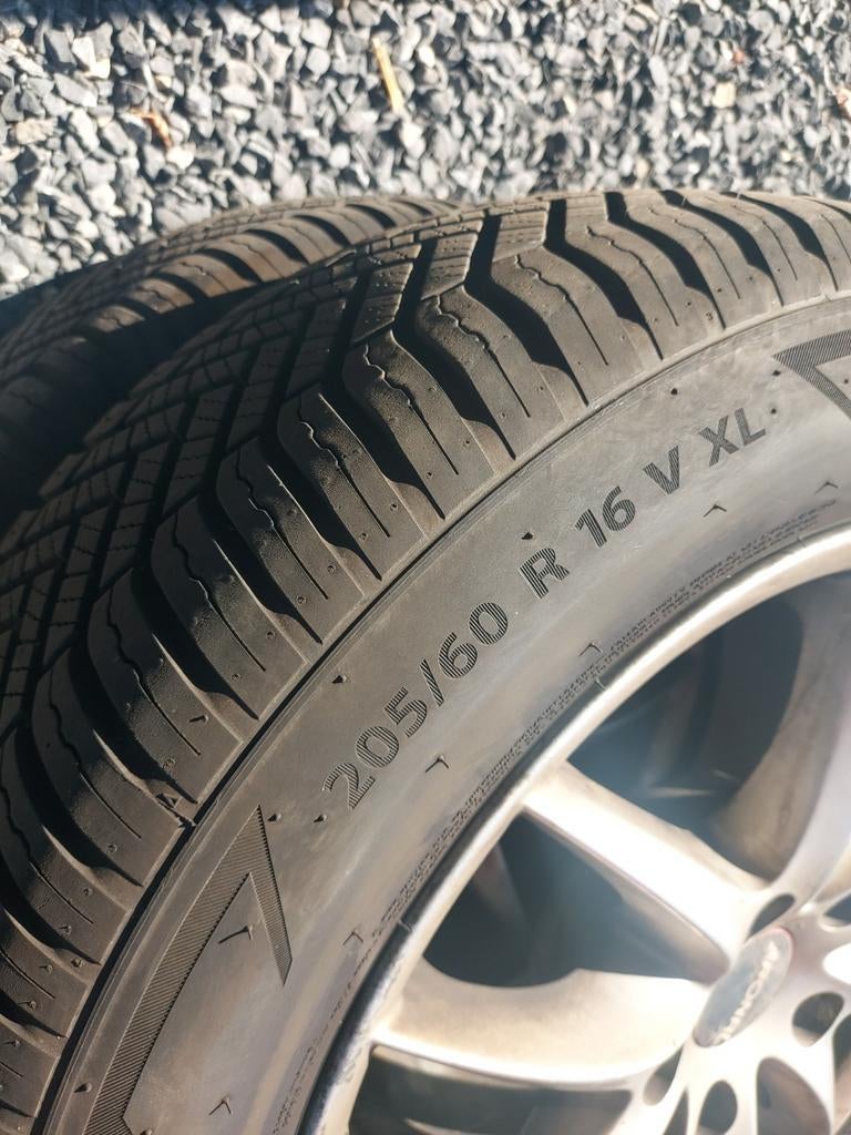 Titre : 4 Jantes RONAL 16" + 2 pneus Norauto quasi neufs, Autos : Divers, Pièces de sport automobile