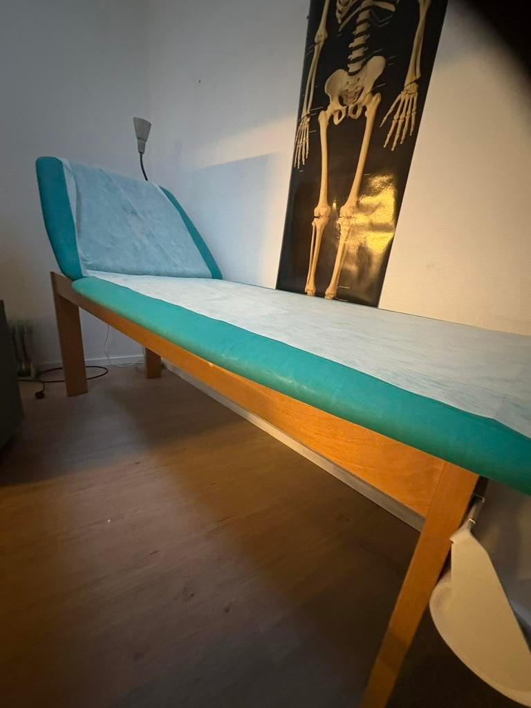 Table de massage fixe, Enlèvement, Utilisé, Table de massage